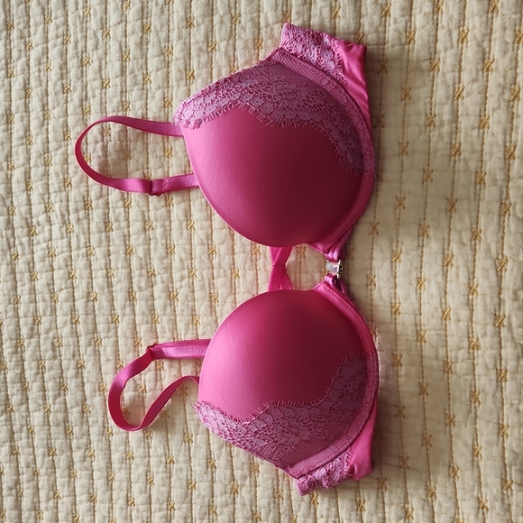 Victoria's Secret Other - Victoria's Secret Very Sexy Push-up Bra NWOT